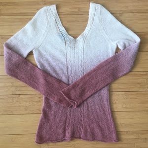 Arden B. Ombré V-Neck Lightweight Sweater Large